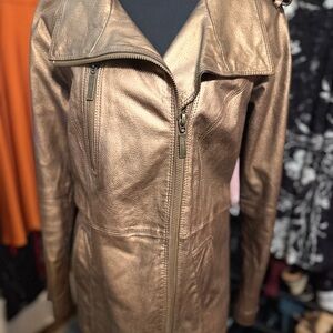 Queen’s collection, genuine leather Metallic Bronze moto style Women's Jacket M